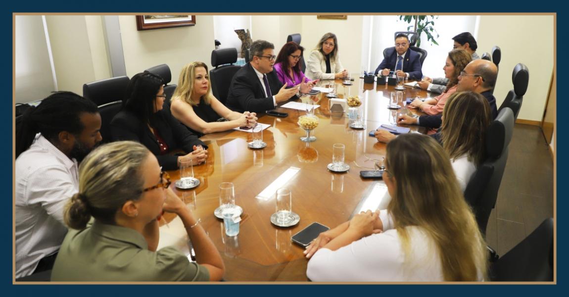 Foto: reunião de encerramento da auditoria externa da EMERJ