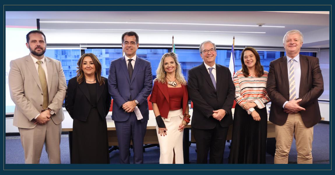 Imagem da notícia - EMERJ realiza o segundo dia do evento Debate Comparado sobre a Reforma do Código Civil Brasileiro