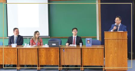 Imagem da notícia - Em evento na PUC-Rio, diretor-geral da EMERJ divulga a Escola para estudantes