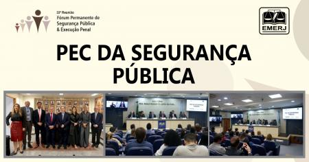 Foto: O diretor-geral da EMERJ, desembargador Cláudio Luís Braga dell’Orto, e o presidente do fórum, desembargador Luciano Silva Barreto, acompanhados dos integrantes do evento.
