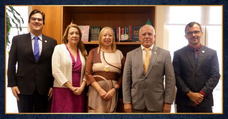 Imagem da notícia - EMERJ recebe visita institucional da integrante do Centro de Estudos Jurídicos da Procuradoria (UERJ/PGCJUR), Angela Dias Mendes